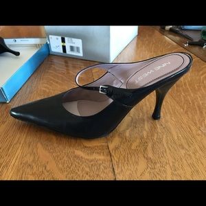 Nine West Mules sz8 Black Calf Leather